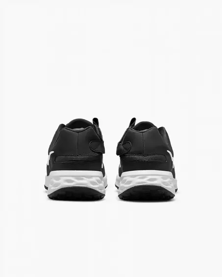 Кроссовки Nike Revolution 6 Flyease Black DC8992-003 фото 8 — интернет-магазин Tapok