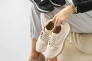 Женские кроссовки кожаные весенне-осенние бежевые Yuves 303 Фото 2