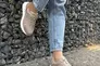 Кросівки жіночі шкіра флотар бежевого кольору зі вставками замші Фото 3