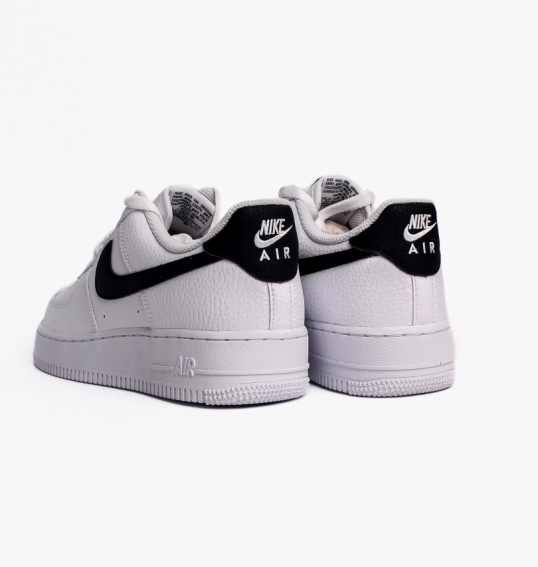 Кроссовки Nike Air Force 1 07 White CT2302-100 фото 28 — интернет-магазин Tapok