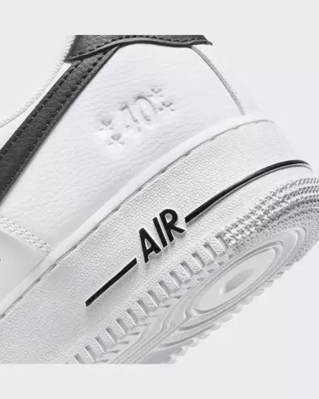 Кросівки чоловічі NIKE AIR FORCE 1 07 LV8 DQ7658-100 фото 5 — інтернет-магазин Tapok