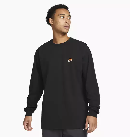 Футболка Nike T-Shirt Sportswear Max90 Black FD1307-010 фото 1 — интернет-магазин Tapok