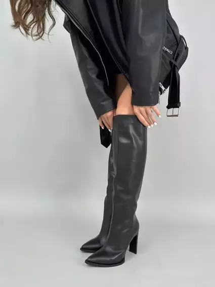 Сапоги женские кожаные черного цвета на каблуках демисезонные фото 4 — интернет-магазин Tapok