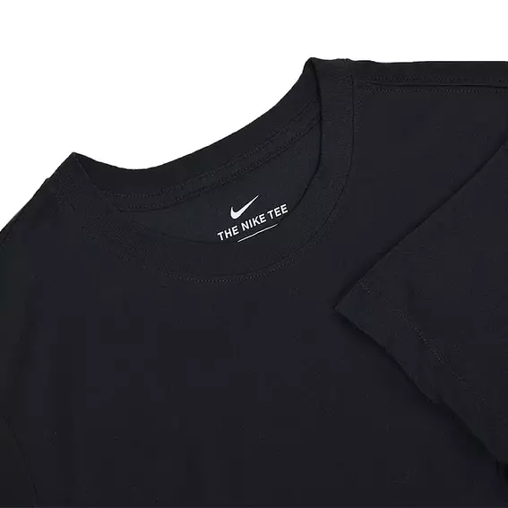 Футболка Nike NK DF TEE DFC CREW SOLID AR6029-010 фото 3 — интернет-магазин Tapok