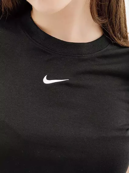 Футболка Nike W NSW TEE ESSNTL SLIM CRP LBR FB2873-010 фото 3 — интернет-магазин Tapok