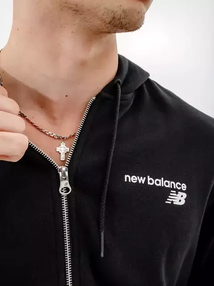 Куртка New Balance Classic CF FZ MJ03907BK фото 3 — интернет-магазин Tapok