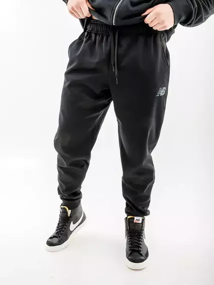 Брюки New Balance Tenacity Performance MP23022BK фото 1 — интернет-магазин Tapok