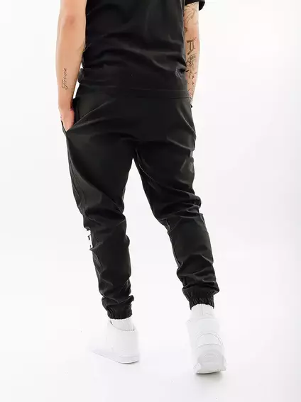 Штани Nike M NK DNA WOVEN PANT SSNL DX3565-010 фото 2 — інтернет-магазин Tapok