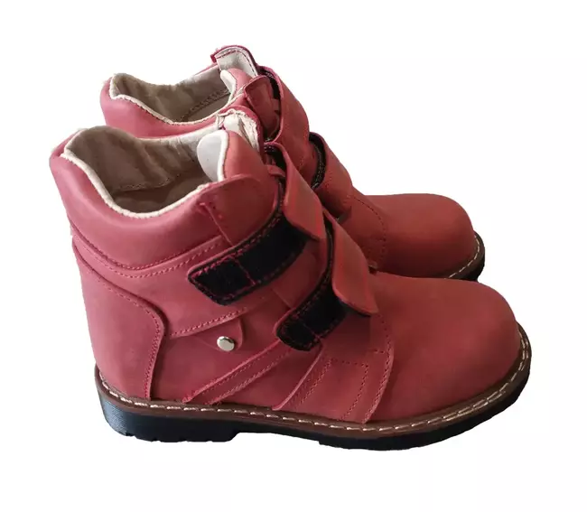 Детские ортопедические ботинки с супинатором Foot Care FC-115 красные фото 2 — интернет-магазин Tapok