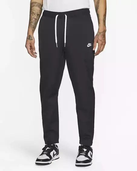 Брюки чоловічі Nike Club Wvn Taper Leg Pant (DX0623-010) фото 1 — інтернет-магазин Tapok
