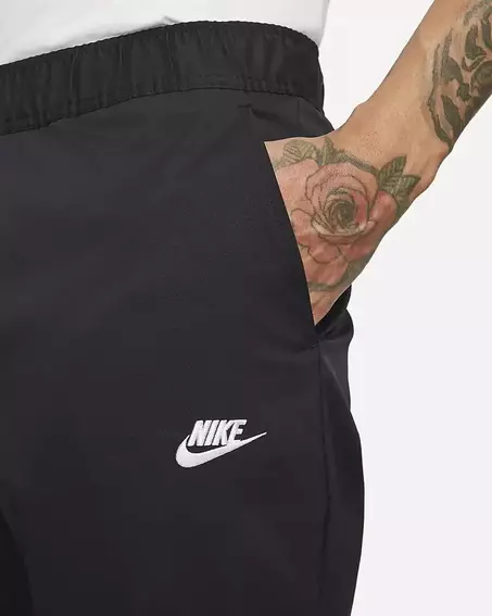 Брюки чоловічі Nike Club Wvn Taper Leg Pant (DX0623-010) фото 3 — інтернет-магазин Tapok
