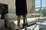 Черевики жіночі замшеві чорного кольору з лаковим носком демісезонні. Фото 9
