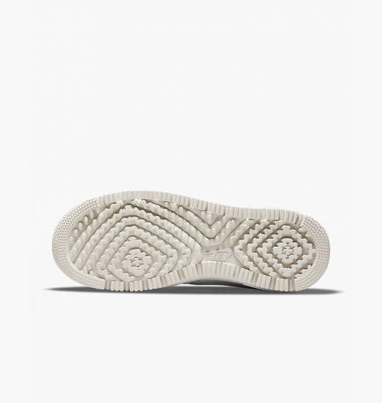 Кросівки Nike Air Force 1 Low Luxe Summit DD9605-100 фото 12 — інтернет-магазин Tapok