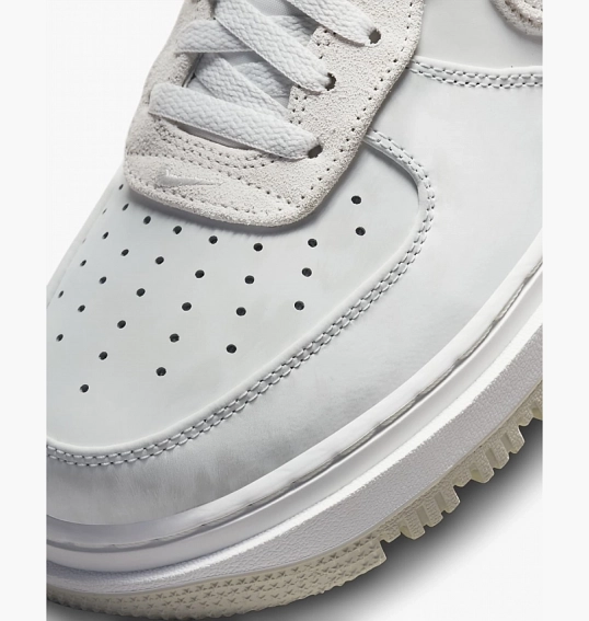 Кросівки Nike Air Force 1 Low Luxe Summit DD9605-100 фото 17 — інтернет-магазин Tapok