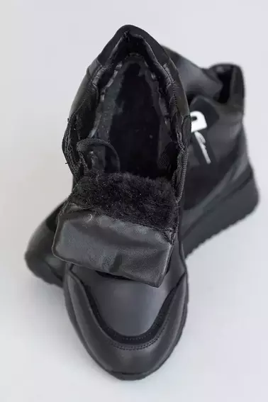 Жіночі кросівки шкіряні зимові чорні Yuves 272 хутро фото 3 — інтернет-магазин Tapok