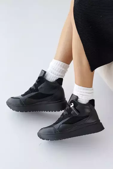 Жіночі кросівки шкіряні зимові чорні Yuves 272 хутро фото 4 — інтернет-магазин Tapok