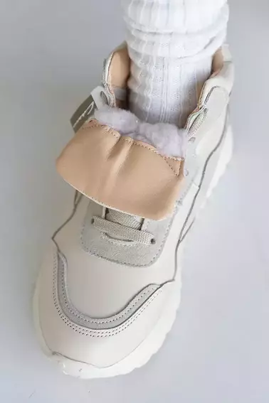 Жіночі кросівки шкіряні зимові молочні Yuves 272 хутро фото 4 — інтернет-магазин Tapok