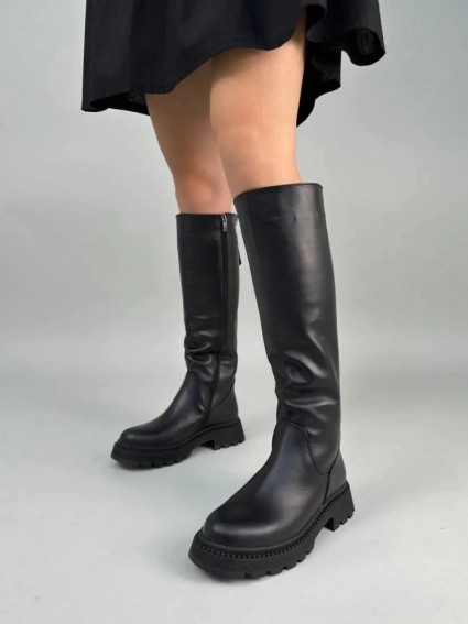 Сапоги женские кожаные черного цвета зимние фото 2 — интернет-магазин Tapok
