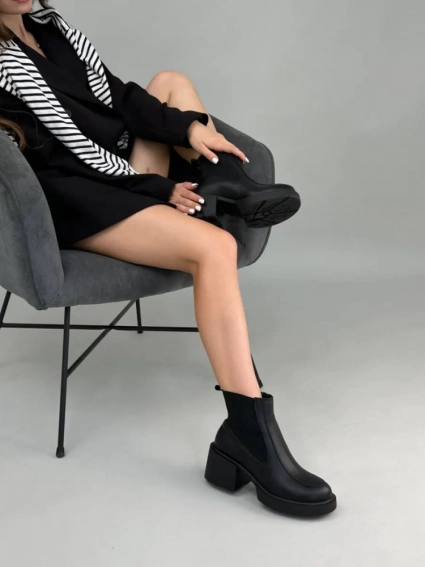 Ботинки женские кожаные черные демисезонные фото 4 — интернет-магазин Tapok