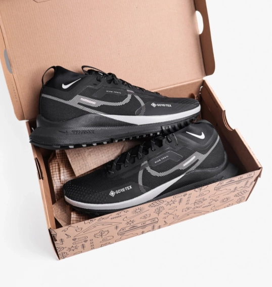 Кроссовки Nike React Pegasus Trail 4 Gore-Tex Black Dj7926-001 фото 24 — интернет-магазин Tapok