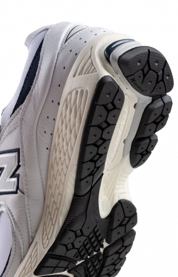 Кроссовки New Balance 2002R Shoes White M2002Rhq фото 7 — интернет-магазин Tapok