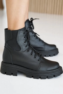 Женские ботинки кожаные зимние черные Tango 717