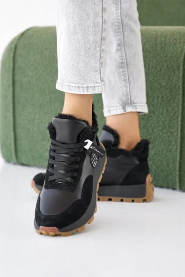 Женские кроссовки кожаные зимние черные Yuves 650 мех фото 5 — интернет-магазин Tapok