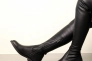 Ботфорты кожаные женские 586937 Черные Фото 2