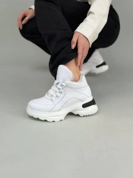 Кросівки жіночі шкіряні білого кольору зимові фото 1 — інтернет-магазин Tapok