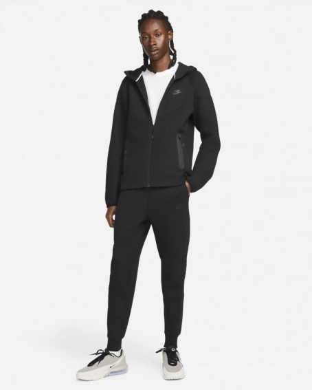 Брюки Nike Sportswear Tech Fleece Black FB8002-010 фото 11 — интернет-магазин Tapok