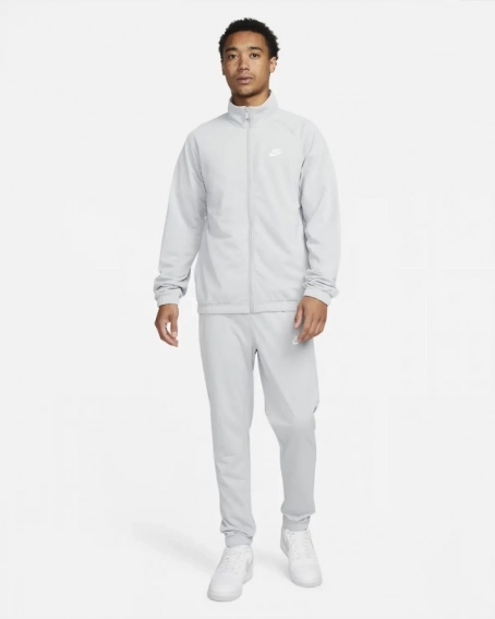 Спортивный костюм Nike Club White FB7351-077 фото 2 — интернет-магазин Tapok