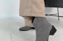 Ботинки ковбойки женские замшевые серого цвета на каблуке демисезонные Фото 1