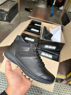 Мужские ботинки кожаные зимние черные Norman 190