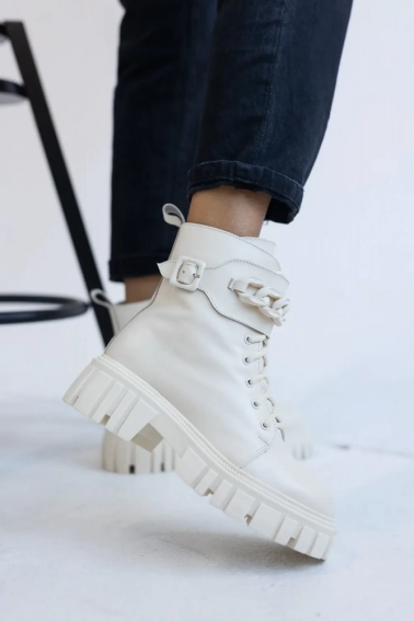 Жіночі черевики шкіряні зимові молочні Vlamax Б 67 на меху фото 8 — інтернет-магазин Tapok