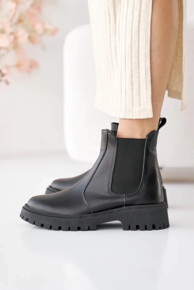 Жіночі черевики шкіряні зимові чорні Чобіток 215 фото 4 — інтернет-магазин Tapok