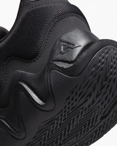 Кросівки Nike Giannis Immortality 2 Basketball Shoes Black Dm0825-002 фото 9 — інтернет-магазин Tapok