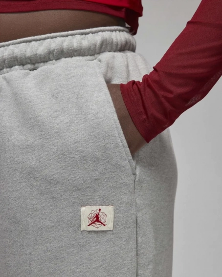 Штани Air Jordan X Teyana Taylor Fleece Pants Grey FB2624-063 фото 4 — інтернет-магазин Tapok