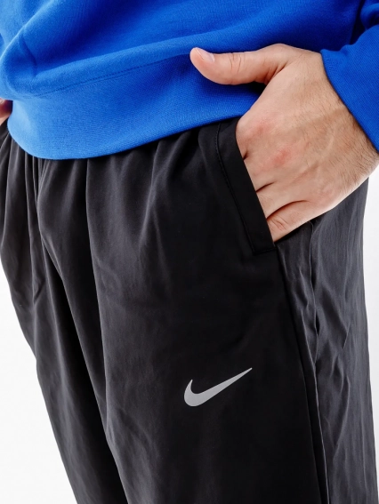 Штани Nike CHLLGR WVN PANT DD4894-010 фото 3 — інтернет-магазин Tapok
