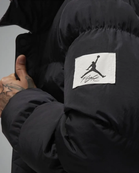 Куртка Nike Jordan M J Ess Stmt Parka Black Dq7346-010 фото 9 — інтернет-магазин Tapok