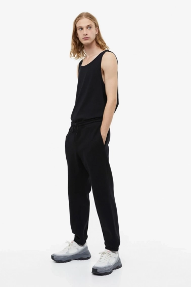 Штани H&M Relaxed Fit Sweatpants Black 1012056001 фото 4 — інтернет-магазин Tapok