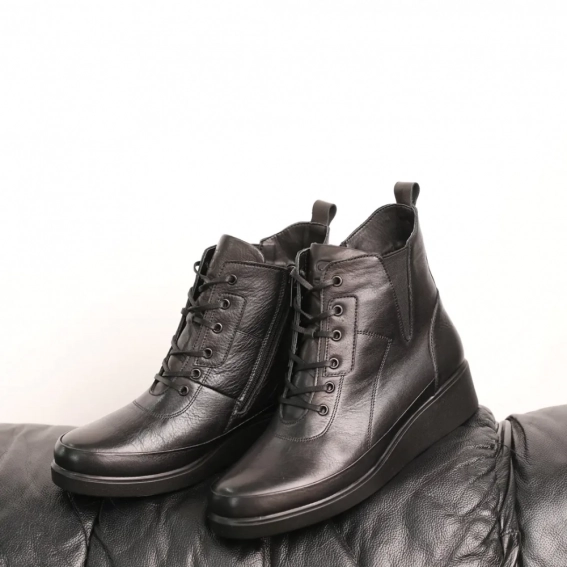 Ботинки кожаные с мехом 587556 Черные фото 7 — интернет-магазин Tapok