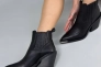 Ботинки казаки женские кожаные черного цвета Фото 4