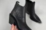Ботинки казаки женские кожаные черного цвета Фото 15