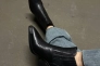 Ботинки казаки женские кожаные черного цвета Фото 17