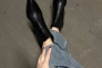 Ботинки казаки женские кожаные черного цвета Фото 18