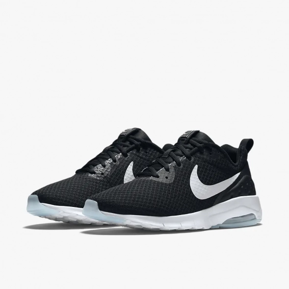 Чоловічі кросівки NIKE AIR MAX MOTION LW 833260-010 фото 2 — інтернет-магазин Tapok