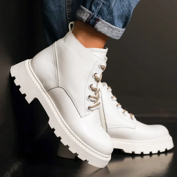Ботинки кожаные с мехом 587242 Белые фото 10 — интернет-магазин Tapok
