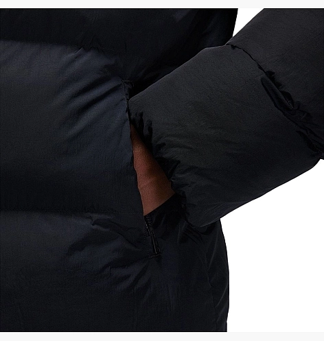 Чоловіча куртка NIKE M JORDAN ESS POLY PUFFER JKT FB7331-010 фото 2 — інтернет-магазин Tapok