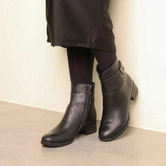 Ботинки кожаные с мехом 587050 Черные фото 3 — интернет-магазин Tapok