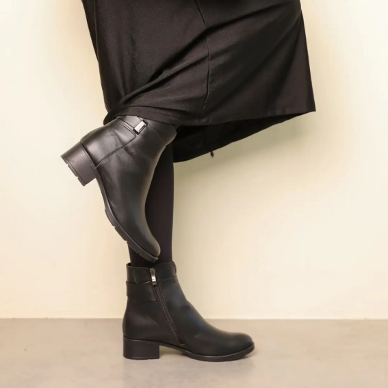 Ботинки кожаные с мехом 587050 Черные фото 4 — интернет-магазин Tapok